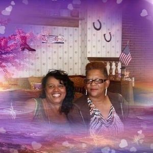 Meet your Posher, Denise